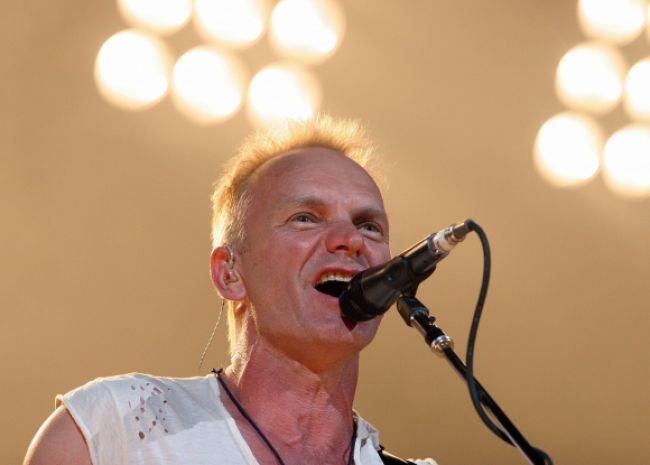 Paul Simon a Sting chystajú spoločné turné u našich susedov