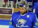 Laco mal plné ruky práce, počas duelu v KHL chytil 44 striel