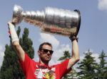 Handzuš verí v návrat do NHL, komunikuje s viacerými klubmi