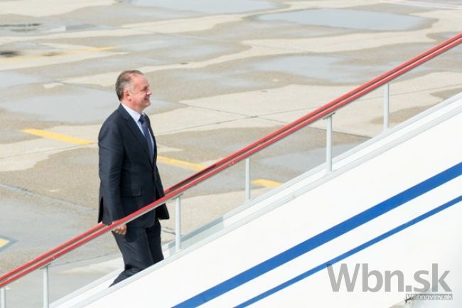 Prezident Kiska odcestuje do Poľska, privíta ho Komorowský