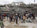 Video: Zrútenie budovy v Nigérii neprežilo najmenej 70 ľudí