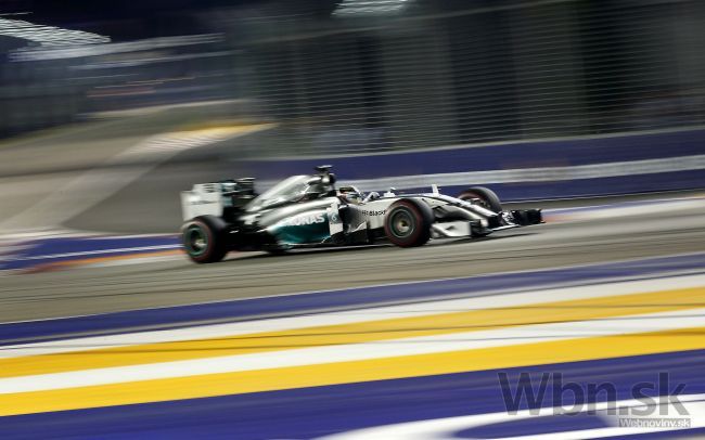 Kráľom VC Singapuru je Hamilton, Vettel skončil druhý