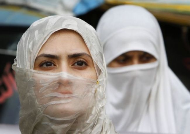 V Turecku povolili dievčatám nosiť do školy moslimské šatky