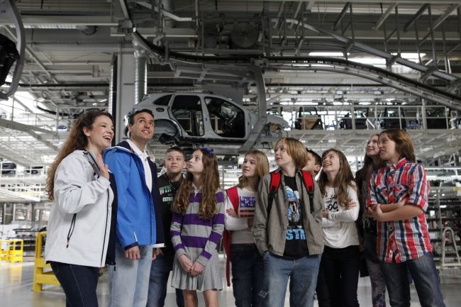 Volkswagen Slovakia ruší poplatky za návštevy pre študentov