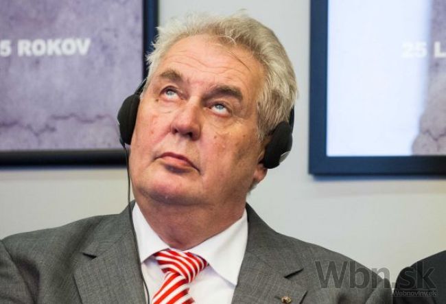 Video: Prezident Zeman vtipkoval na tému zabitých novinárov