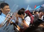 Protesty v Hongkongu silnejú, Peking demonštrantom neustúpi