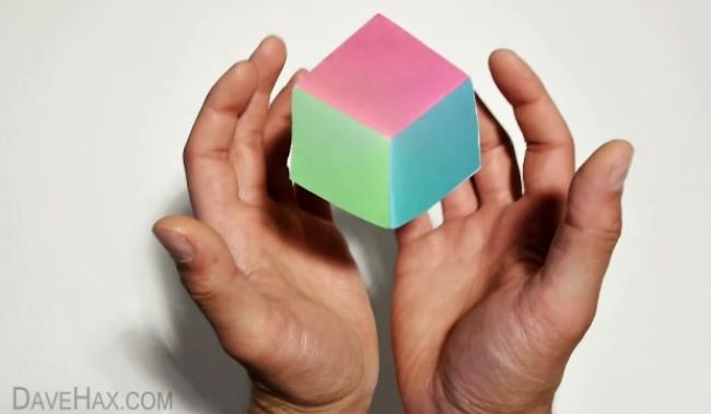 Video: Optická Ilúzia kocky. Vyrobte si ju aj vy
