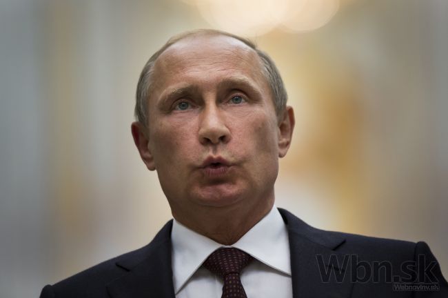 Putin označil sankcie za bláznovstvo, ktoré Rusko nezastavia