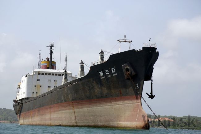 Lode Severnej a Južnej Kórey si vymenili výstražné výstrely