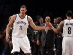 Hráči NBA Lopez a Williams sú späť, Brooklyn zdolal Maccabi