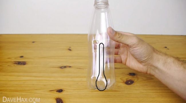 Video: Ako vyrobiť lyžicu z plastovej fľaše