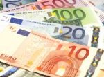 Euro voči doláru stúplo najvyššie za dva týždne