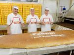 V Nitre upiekli najväčší chlieb na Slovensku