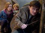Britský režisér nakrúti aj ďalšie filmy o Harrym Potterovi