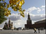 Rusko chce štátnym fimám zakázať dovoz áut a ťažkej techniky
