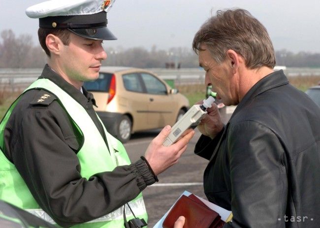 Policajti v Žilinskom kraji odhalili za týždeň 39 opitých vodičov