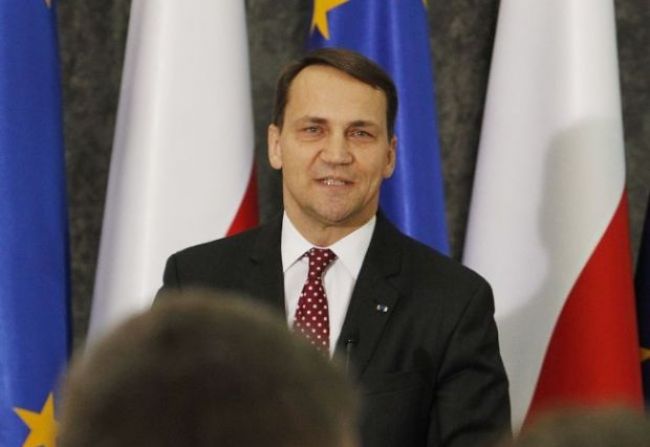 Sikorski stiahol vyjadrenie na Putina, vyhovoril sa na pamäť