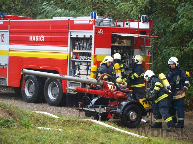V Strážskom boli hasiči na nohách, cvičili taktiku