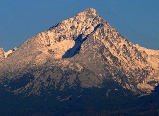 V Tatrách nasnežilo, podľa HZS sú podmienky na turistiku obmedzené