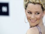 Elizabeth Banks bude režírovať televíznu komédiu