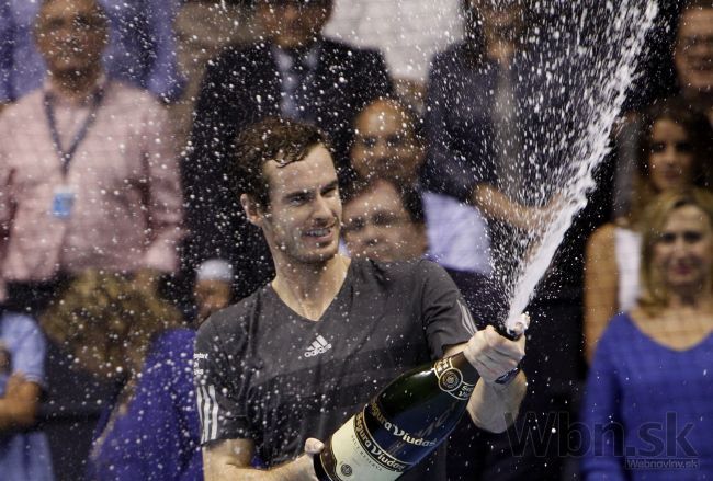 Andy Murray vyhral drámu vo Valencii, rozhodli tajbrejky