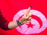 Voľby v Tunisku boli testom demokracie, islamisti prepadli