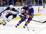 Video: Višňovský v NHL bodoval, Islanders podľahol Winnipegu