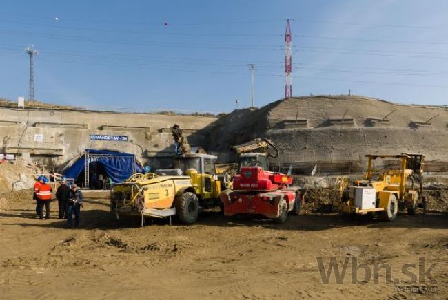NDS začala raziť tunel Svrčinovec na kysuckej D3