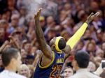 Video: LeBron je späť v Clevelande, radosť mu skazili Knicks