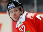 Video: Podhradský prihral na gól, líder KHL doma prehral