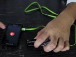 Video: Ako nabiť telefón s pomocou 9v batérie