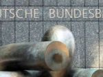 Predstaviteľ Bundesbank vyzýva na zatvorenie slabých bánk