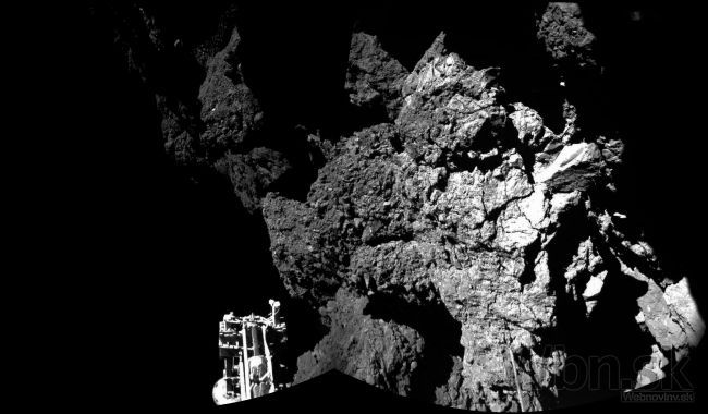 Modul Philae poslal prvé fotografie z kométy