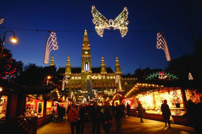 Sezóna vianočných trhov vo Viedni začína