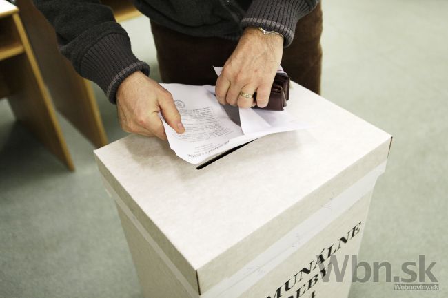 Polícia preveruje šesť prípadov možného kupovania hlasov