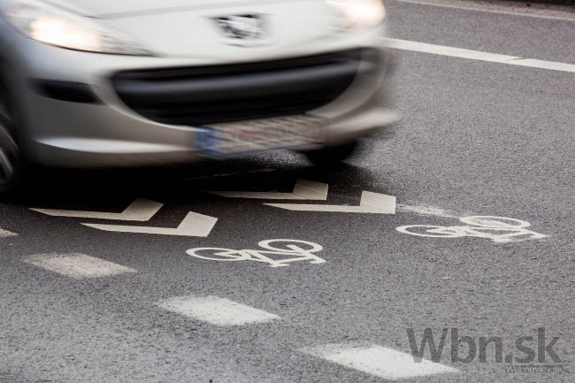 Tragická nedeľa, dvaja cyklisti neprežili zrážku s autami