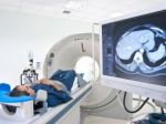 Pre kauzu CT preveria nákupy prístrojov v troch nemocniciach