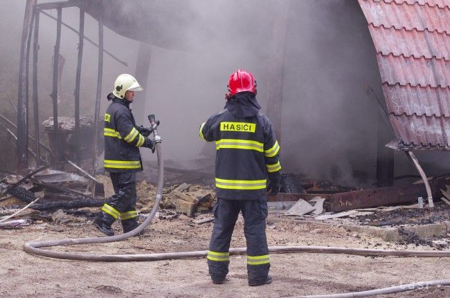 Na starej colnici na Morave došlo k výbuchu; sedem ľudí zranených