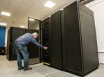 Slovenskí vedci majú vylepšený superpočítač Aurel