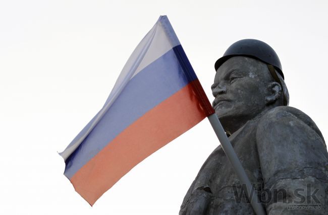 Rusko obnovilo predaj dlhopisov, predalo menej ako desatinu