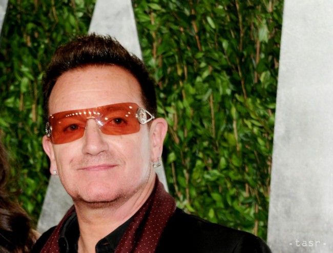 Spevák Bono má v poslednej dobe ozajstnú smolu