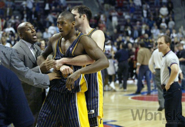 Video: Uplynulo desaťročie od najväčšej bitky v dejinách NBA