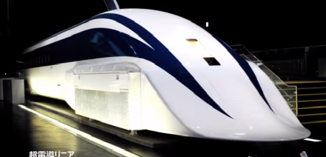 Video: Japonci sa pýšia levitujúcim vlakom. Odvezie vás rýchlosťou 500 km/h! 