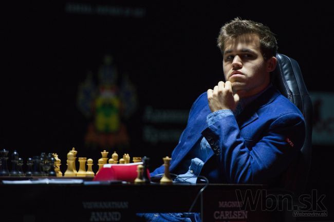 Magnus Carlsen obhájil titul majstra sveta v šachu