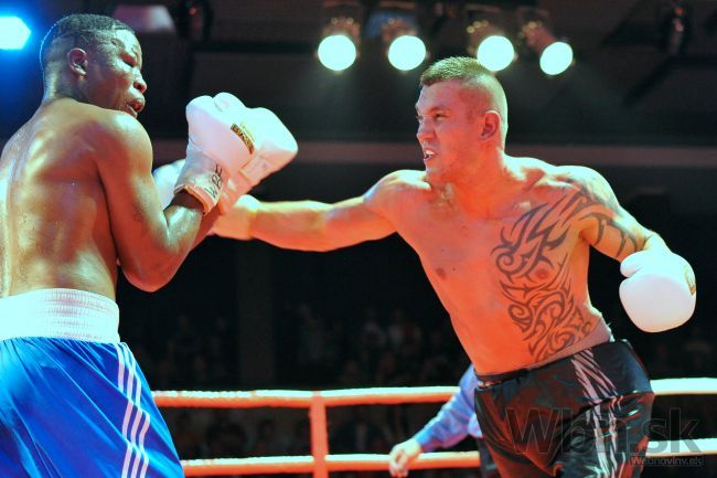 Najúspešnejší slovenský boxer má ponuku na duel v USA