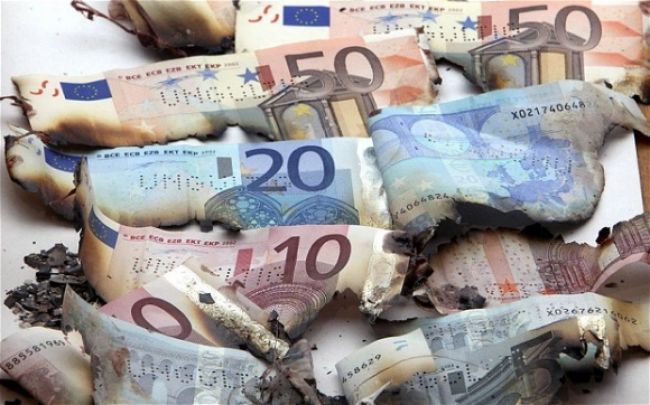 Pred Vianocami sa množia falošné eurá, varuje národná banka