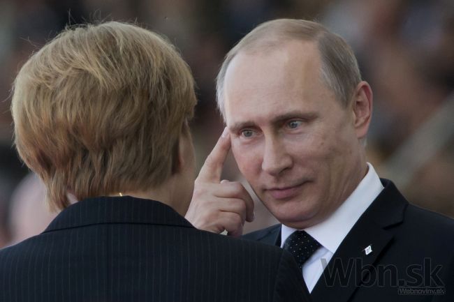 Merkelová zaútočila na Rusko, Putin podkopáva mier v Európe