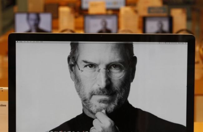 Film o Steveovi Jobsovi natočí spoločnosť Universal Pictures