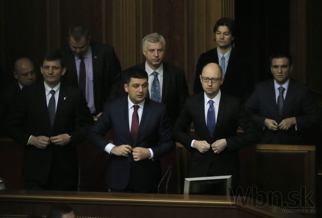 Nový ukrajinský parlament zvolil Jaceňuka za premiéra