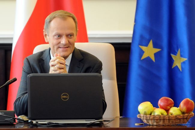 Tusk telefonoval s Porošenkom, spor s Ruskom treba urovnať